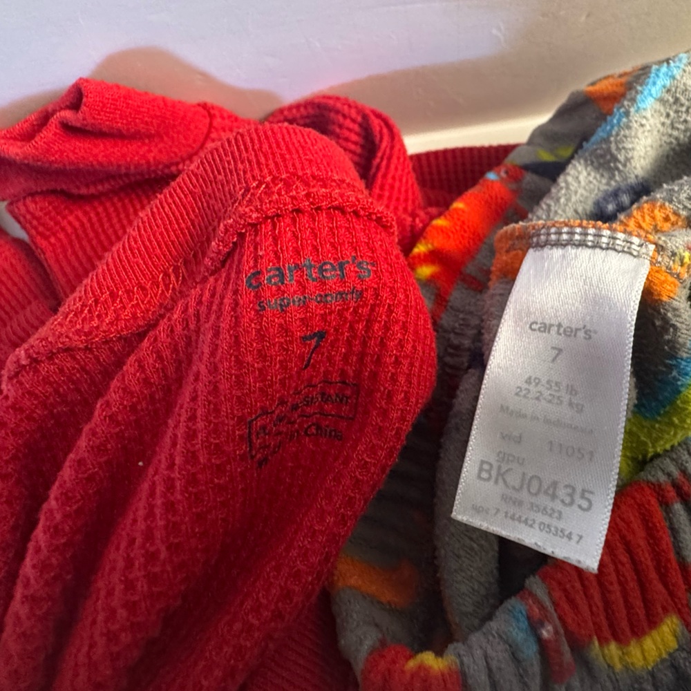 Carter's Red and Gray Dinosaur Pajama Set - Picture 6 of 11
